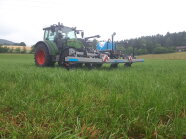 Traktor auf Feld